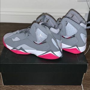 MAKE OFFER!! JORDAN TRUE FLIGHT GG